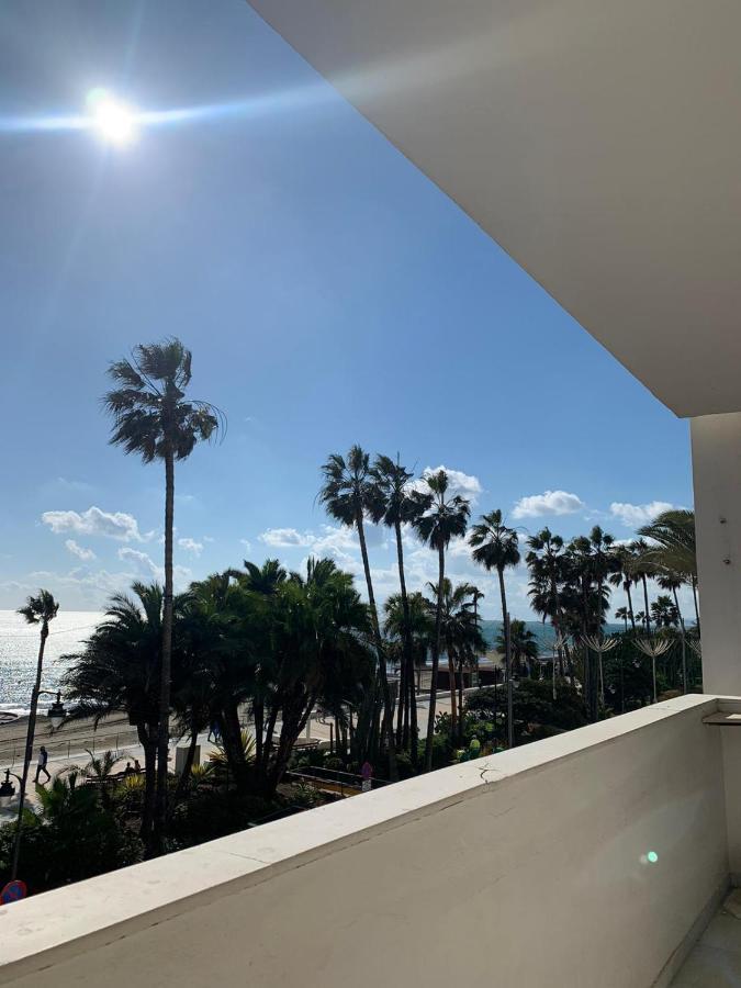 Beachfront Primera Linea De Playa En Casco Antiguo Estepona Esterno foto