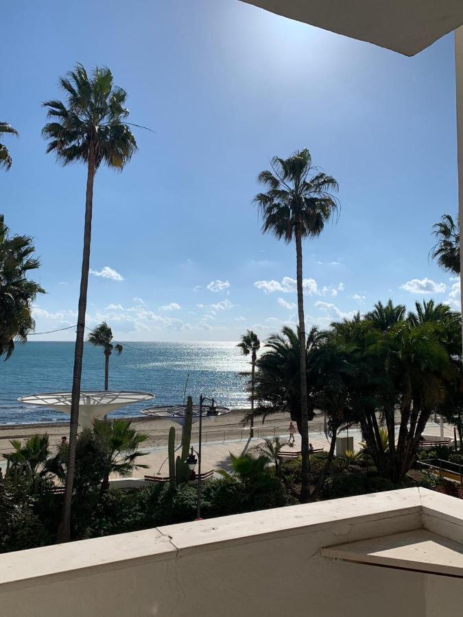 Beachfront Primera Linea De Playa En Casco Antiguo Estepona Esterno foto