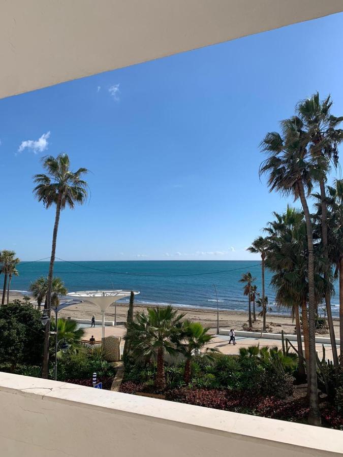 Beachfront Primera Linea De Playa En Casco Antiguo Estepona Esterno foto