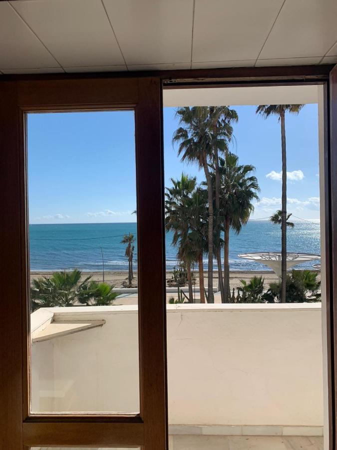 Beachfront Primera Linea De Playa En Casco Antiguo Estepona Esterno foto